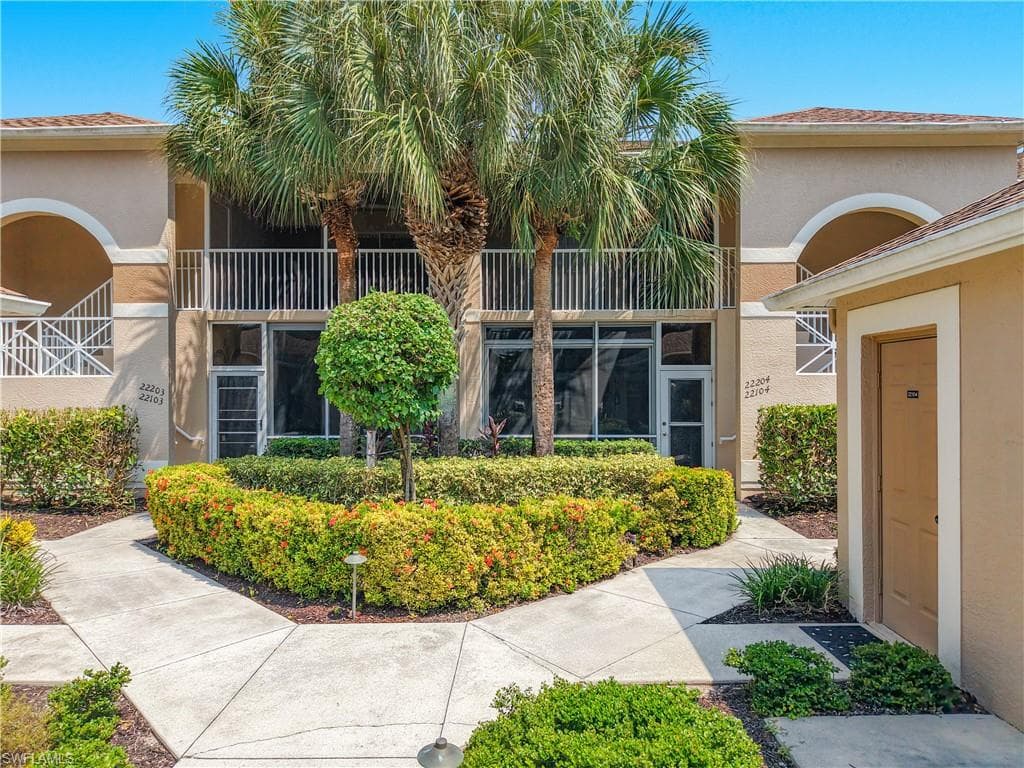 26190 Clarkston Dr #104, Bonita Springs