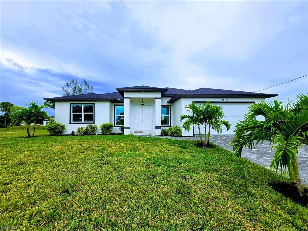 2617 26th Pl, Cape Coral