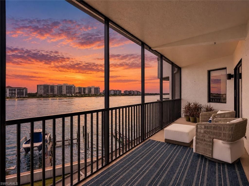 531 La Peninsula Blvd #531, Naples