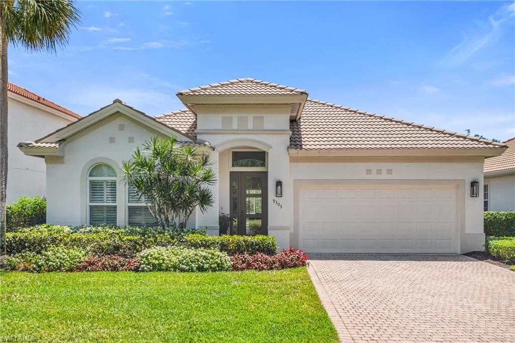 9303 Oak Strand Dr, Estero