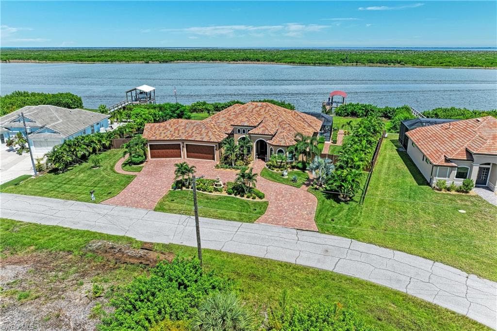 16488 Liggett Cir, Port Charlotte, photo 2