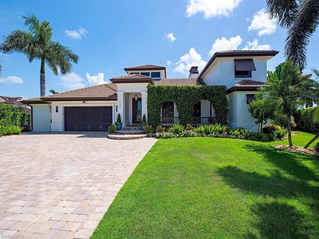 919 Sundrop Ct, Marco Island, photo 2