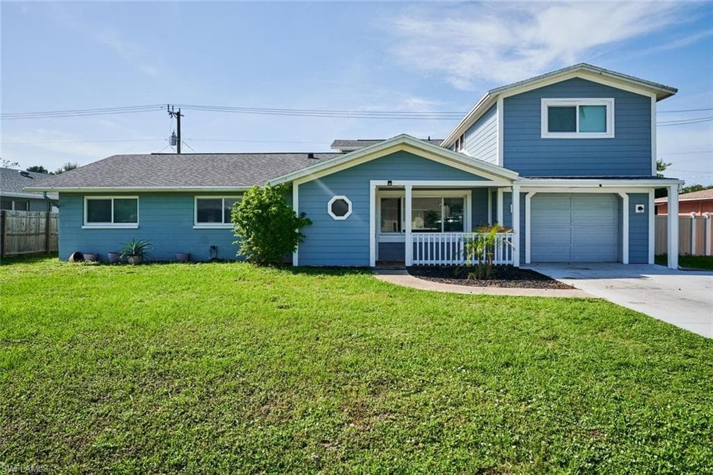 2212 Crystal Dr, Fort Myers, photo 2