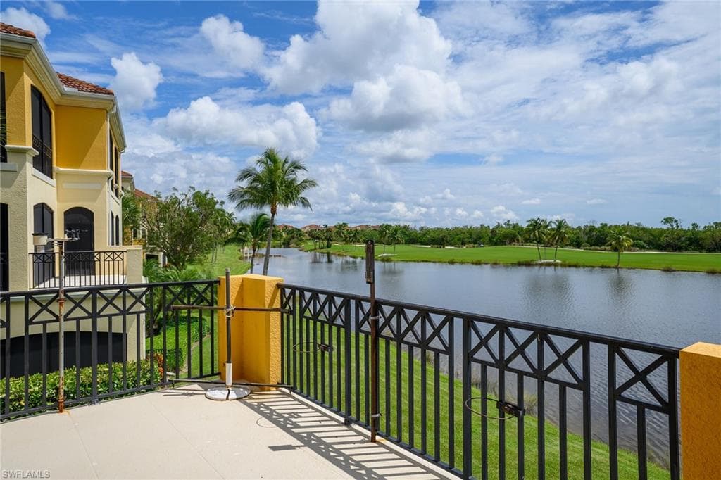 1418 Borghese Ln #201, Naples