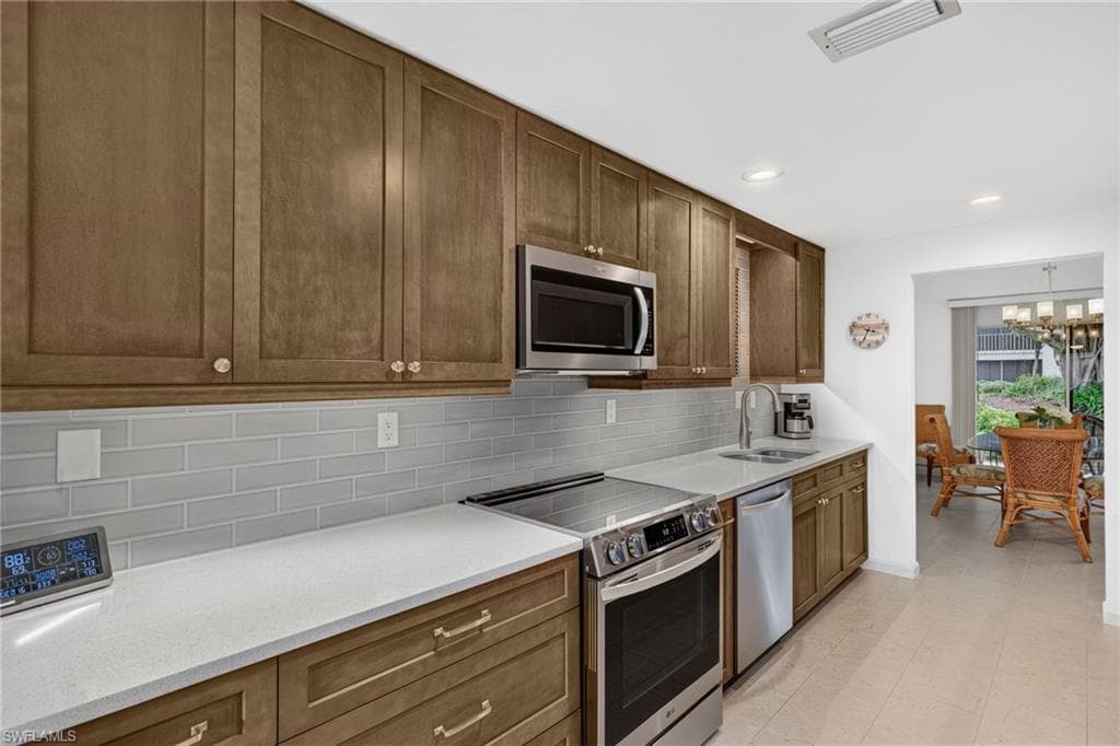 4447 Mainmast Ct, Fort Myers, photo 2