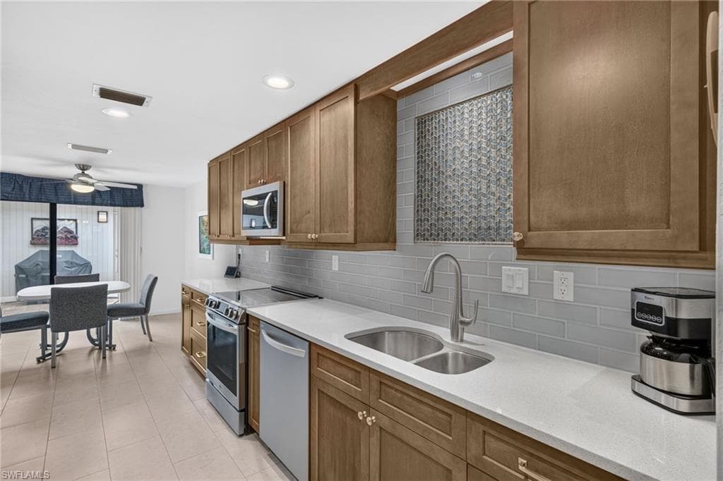4447 Mainmast Ct, Fort Myers