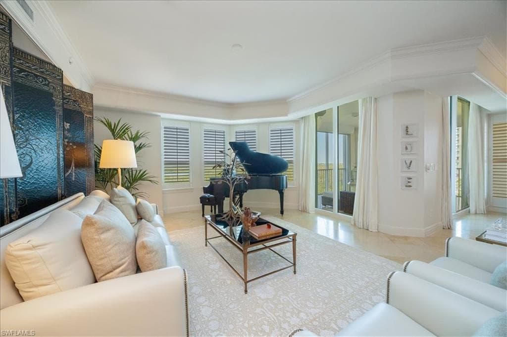 285 Grande Way #706, Naples