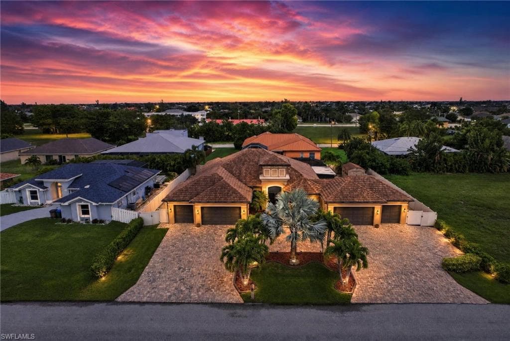3835 17th Ave, Cape Coral