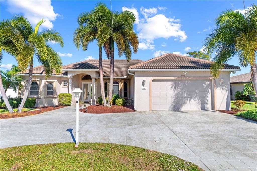 1935 26th St, Cape Coral, photo 2