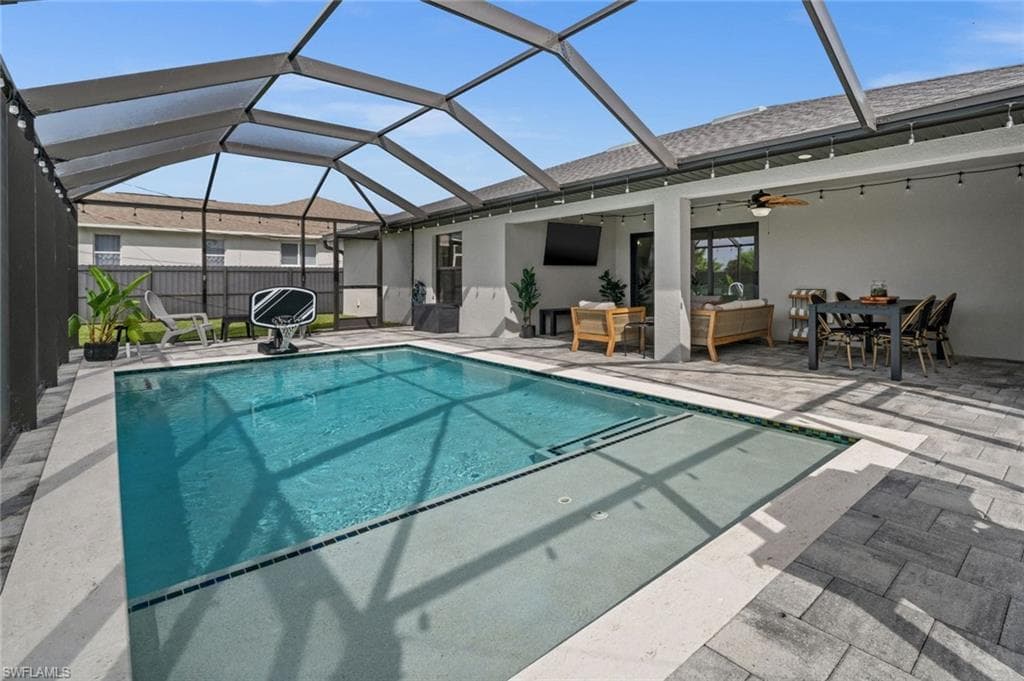 322 5th St, Cape Coral, photo 2