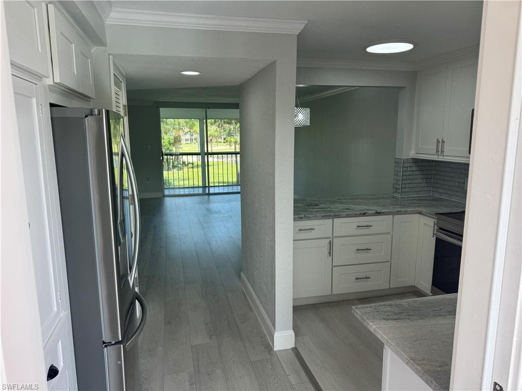 400 Forest Lakes Blvd #209, Naples, photo 3