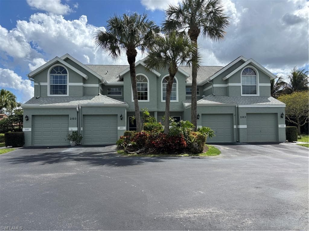 2103 Tama Cir #101, Naples