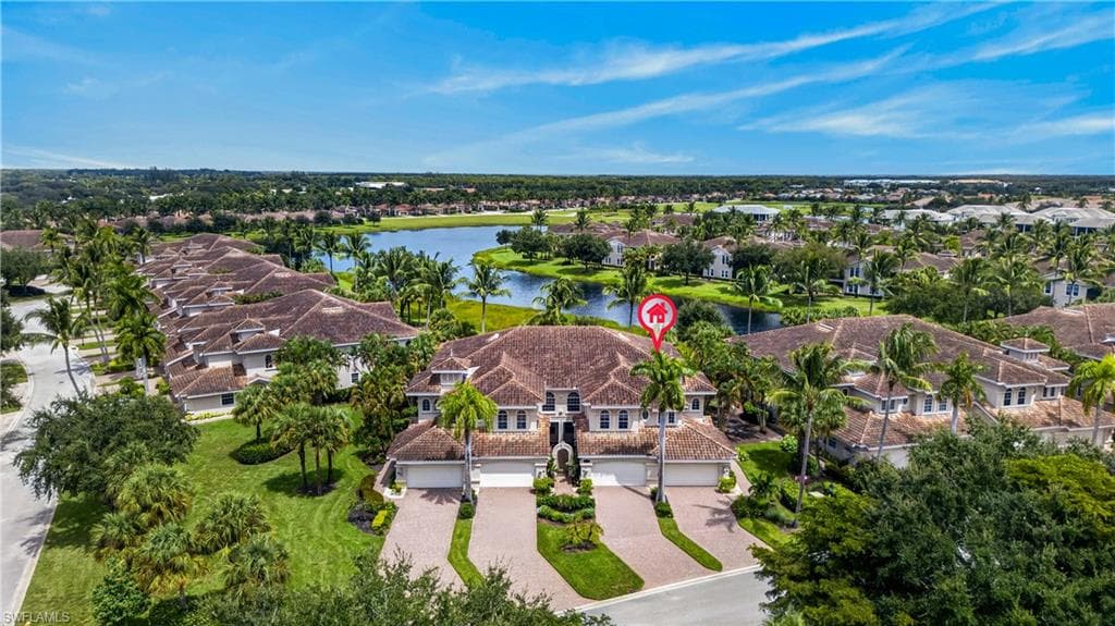3177 Aviamar Cir #202, Naples