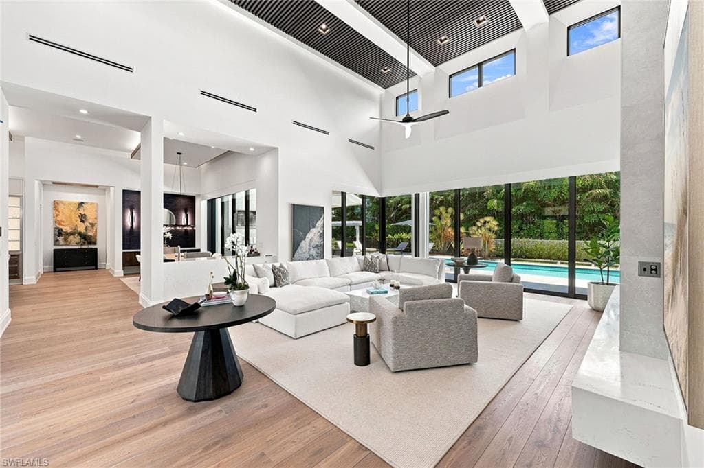 1300 Nautilus Rd, Naples