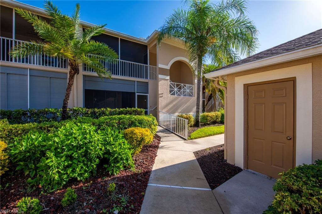 26841 Clarkston Dr #204, Bonita Springs