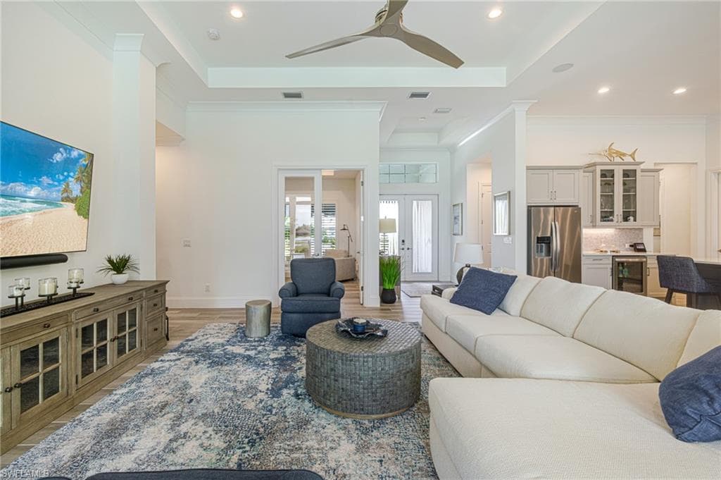14244 Laguna Springs Ln, Naples, photo 3