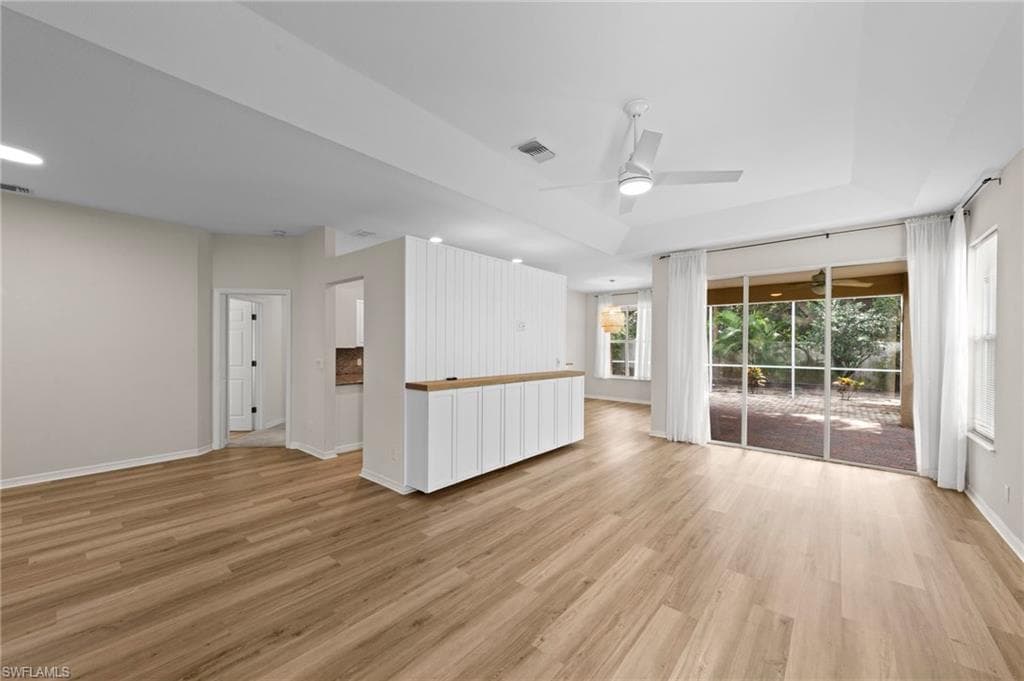 168 Livermore Ln, Naples, photo 2