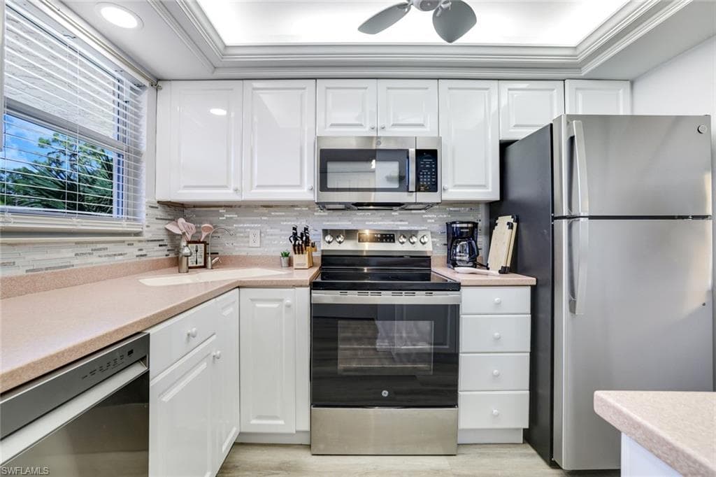 200 Forest Lakes Blvd #204, Naples