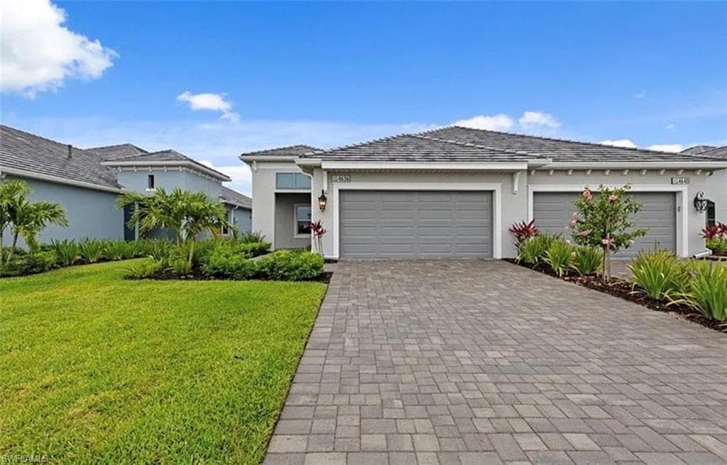 4636 Skysail Dr, Naples