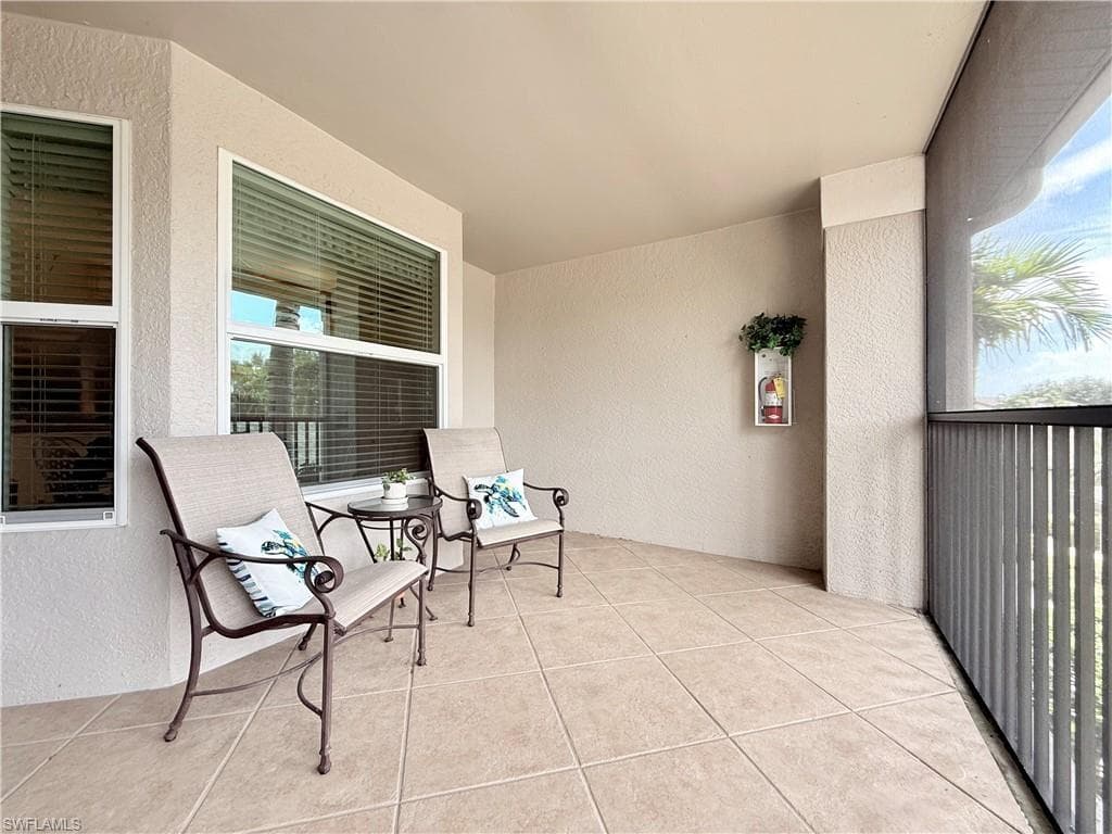 8580 Naples Heritage Dr #621, Naples, photo 3