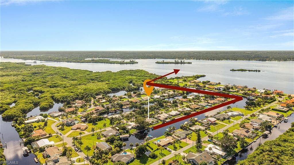 2215 Cape Way, North Fort Myers, photo 2