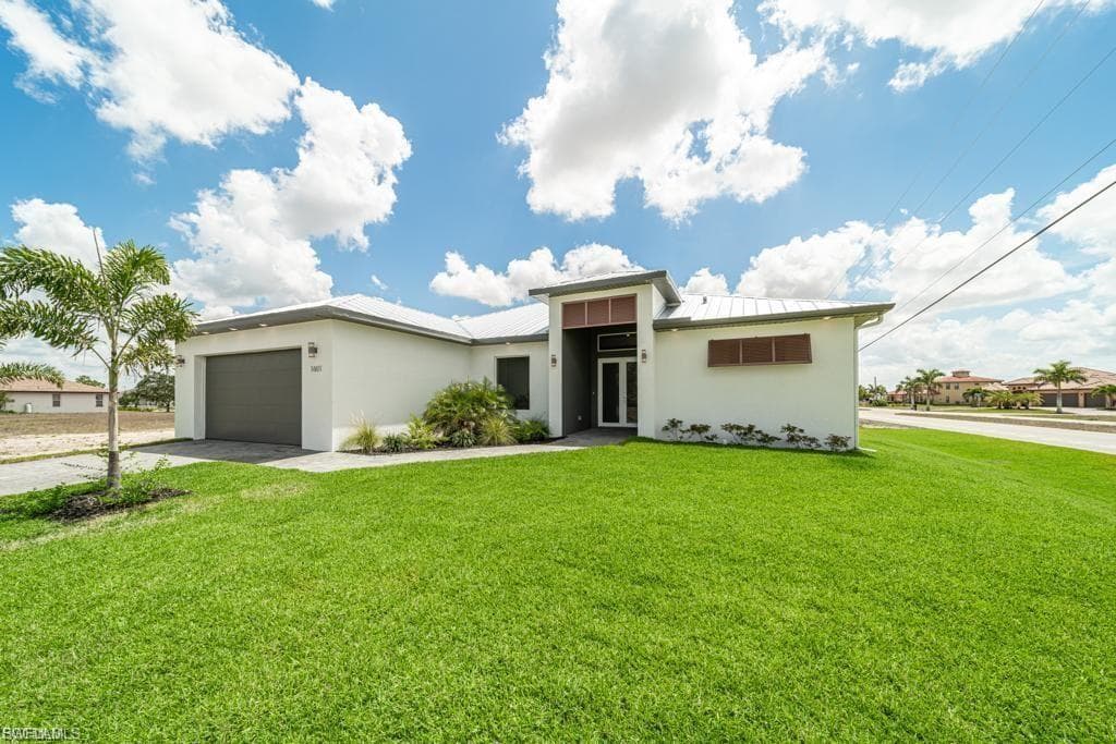1227 40th Pl, Cape Coral, photo 2