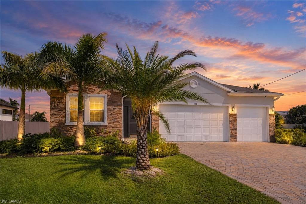 113 33rd Pl, Cape Coral