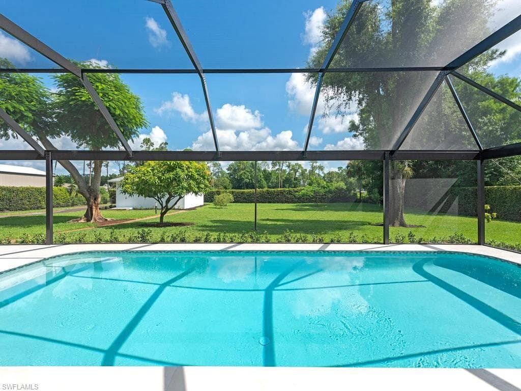 5520 Cynthia Ln, Naples