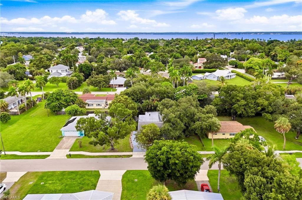 2926 Holly Rd, Fort Myers, photo 2