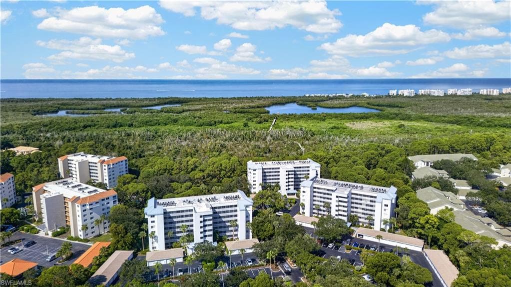 270 Naples Cove Dr #3403, Naples