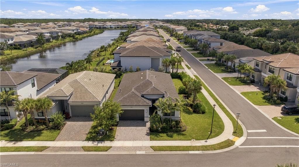 12219 Red Pine Pl, Estero, photo 2