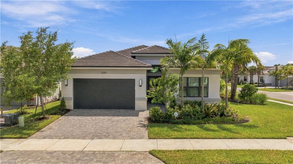 12219 Red Pine Pl, Estero