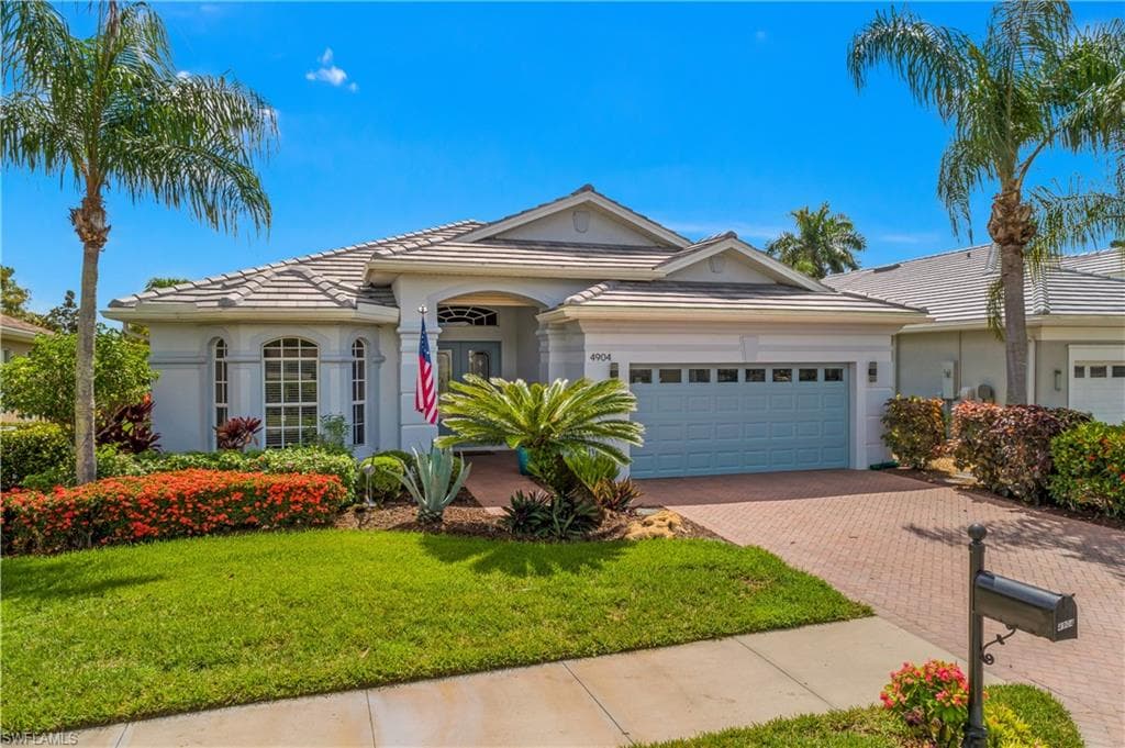 4904 Sedgewood Ln, Naples