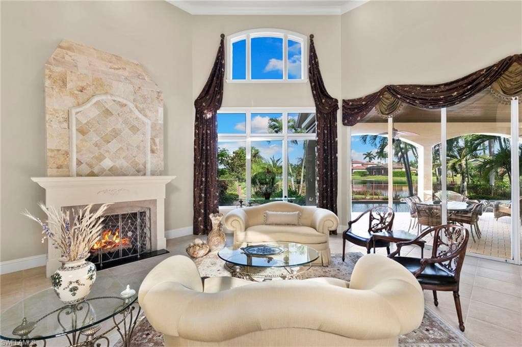 7405 Treeline Dr, Naples, photo 3