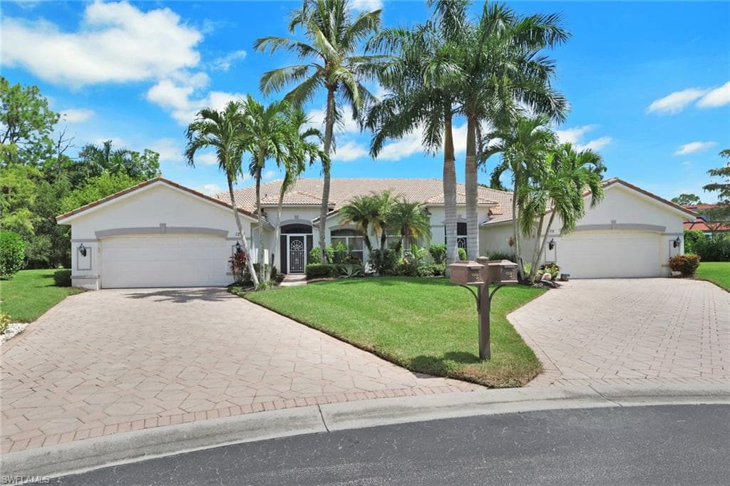 1224 Chelmsford Ct, Naples