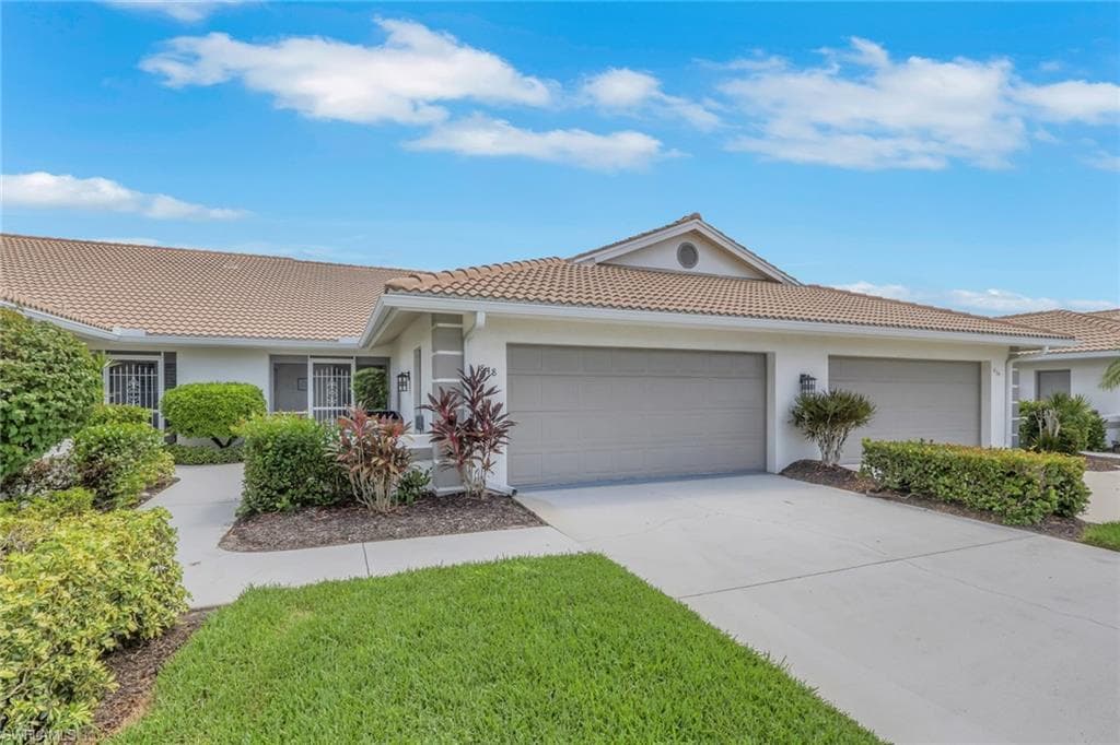 848 Marblehead Dr, Naples, photo 2