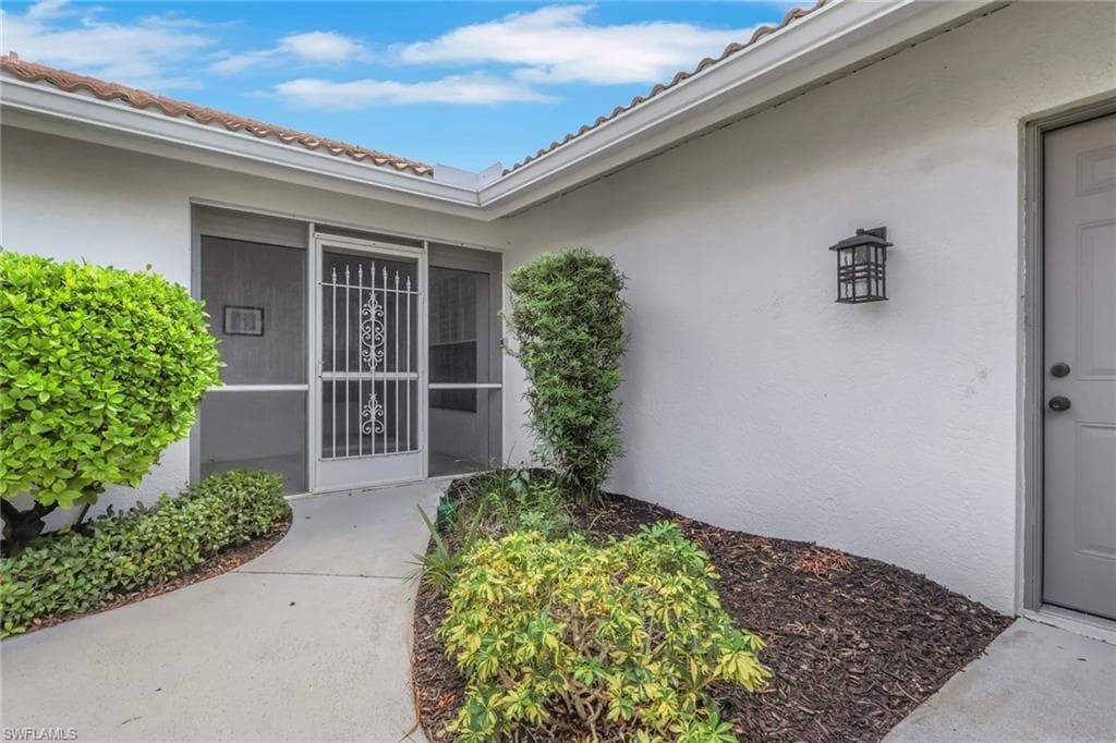 848 Marblehead Dr, Naples, photo 3