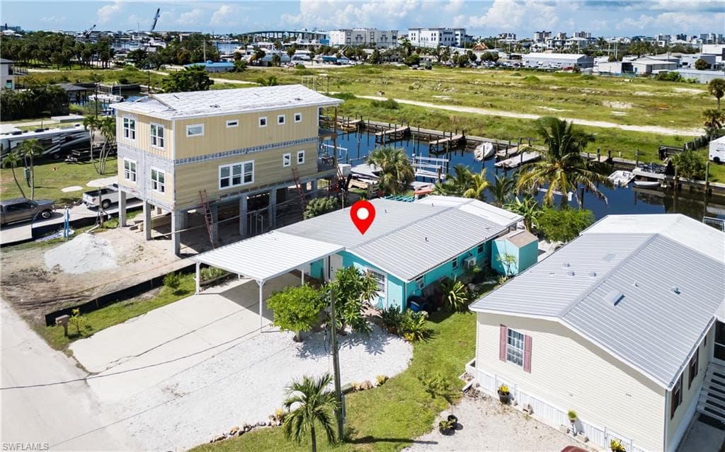 847 Oak St, Fort Myers Beach, photo 2