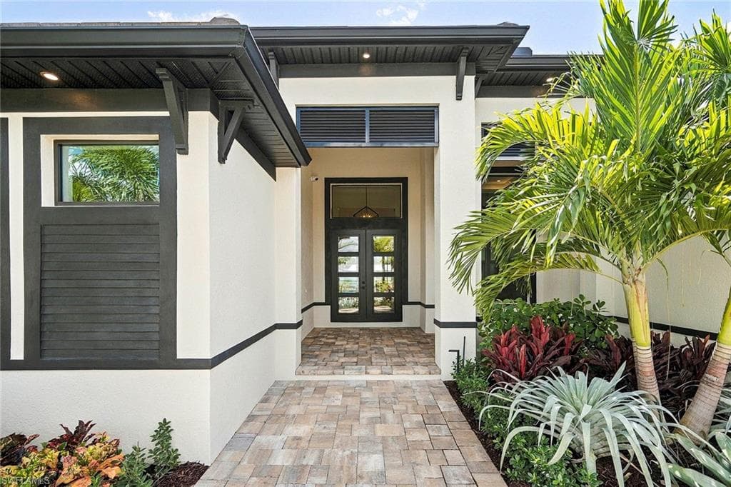5025 Sorrento Ct, Cape Coral, photo 3