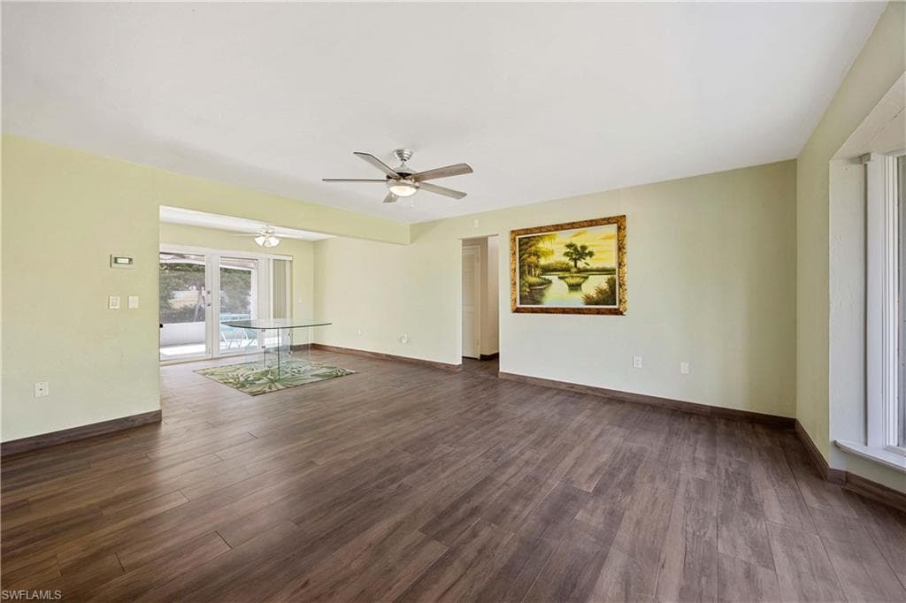 4656 Capri Dr, Naples, photo 3