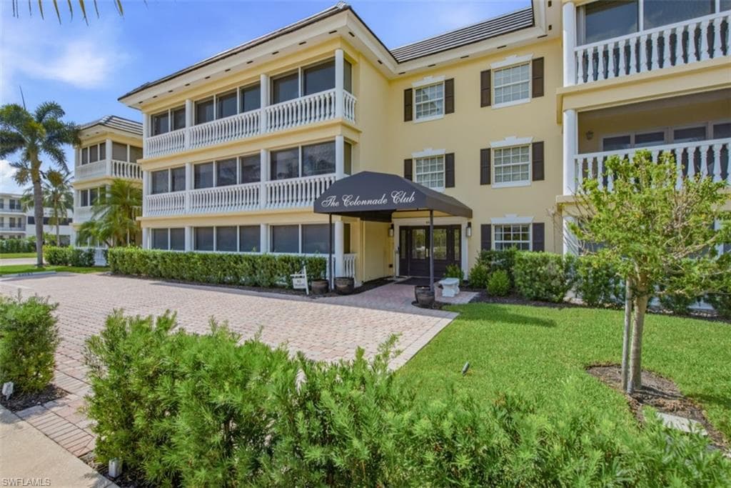 666 3rd St #202, Naples, photo 3