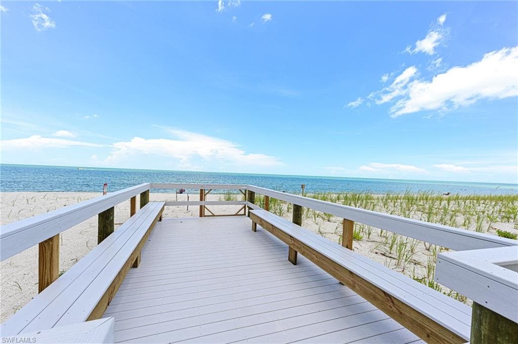 175 Barefoot Cir, Bonita Springs, photo 3