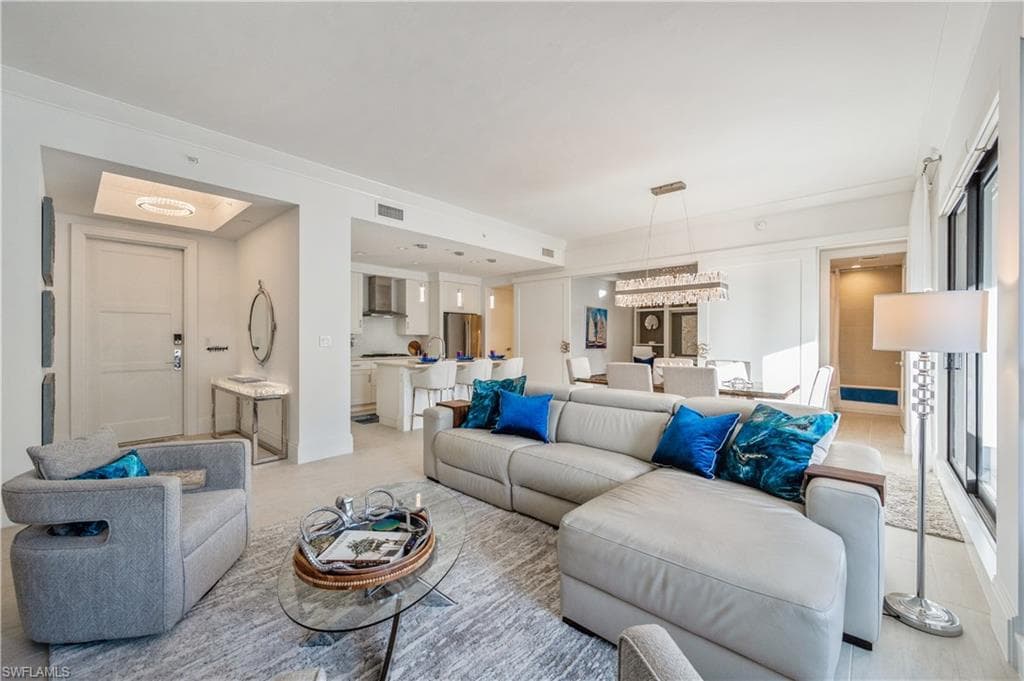 1135 3rd Ave #304, Naples, photo 3