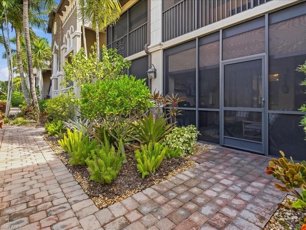 9840 Venezia Cir #815, Naples, photo 3