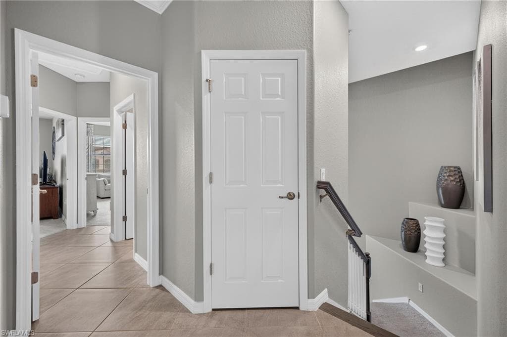 12015 Hawthorn Lake Dr #202, Fort Myers