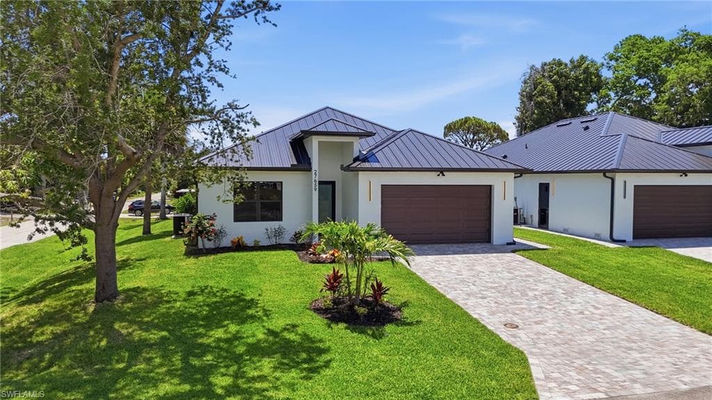 27659 Franklin St, Bonita Springs, photo 2