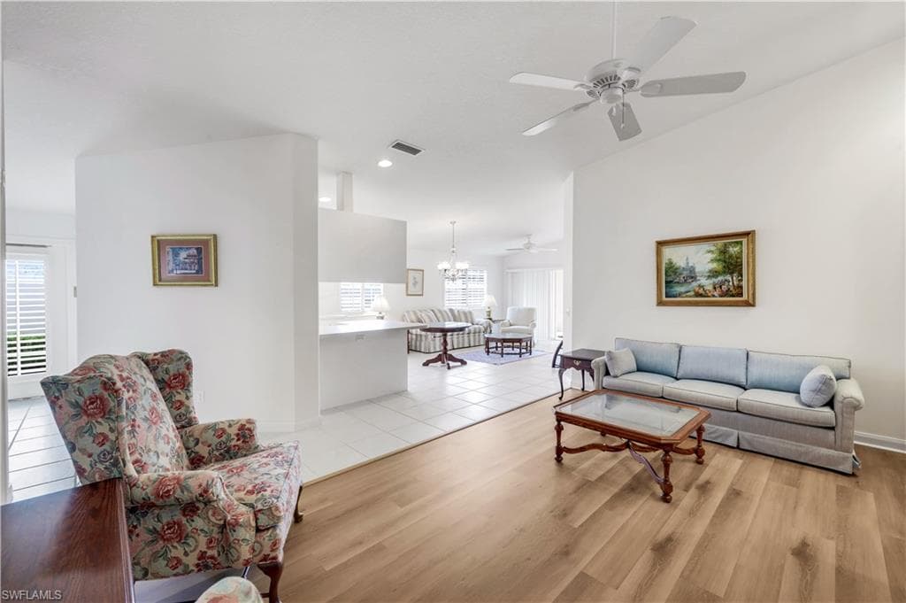 4892 Lasqueti Way, Naples, photo 3
