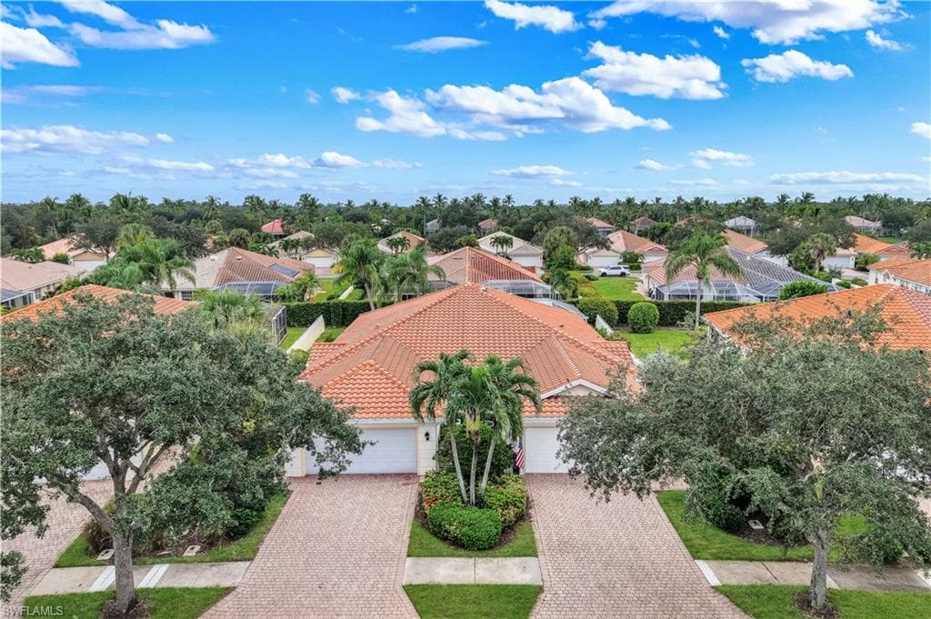4892 Lasqueti Way, Naples
