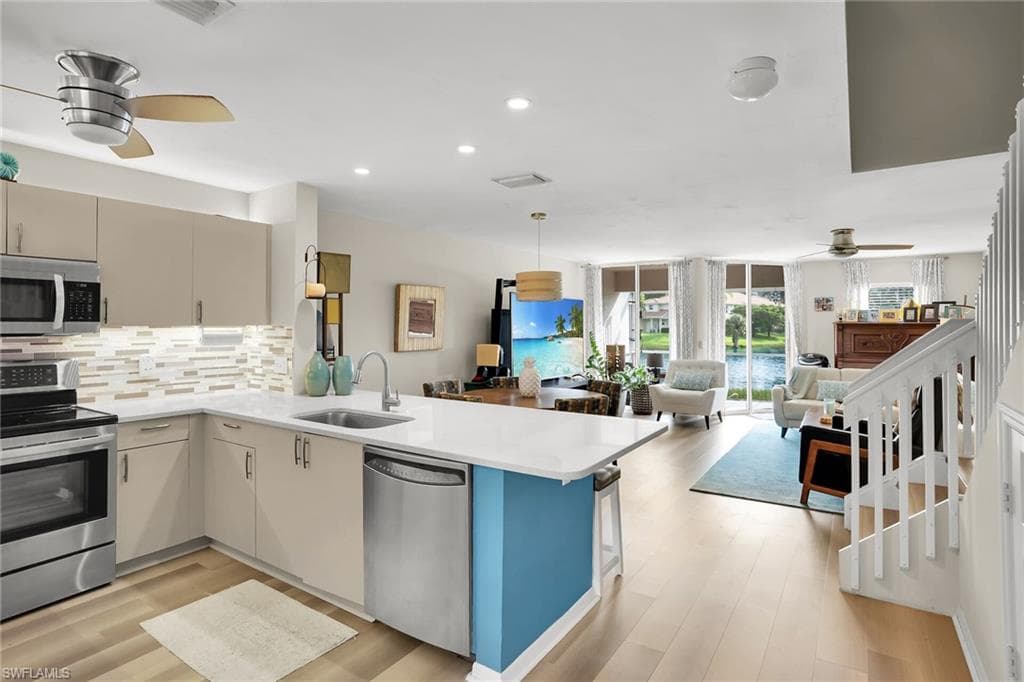 379 Dover Pl #6-603, Naples, photo 2