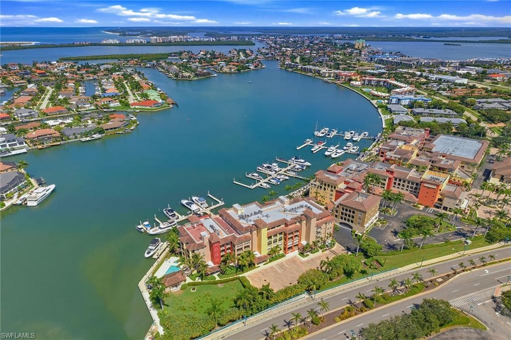 720 Collier Blvd #405, Marco Island